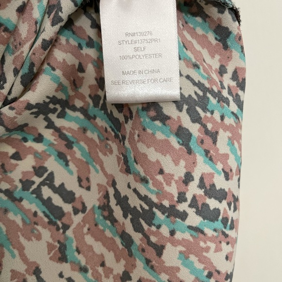 Daniel Rainn sleeveless blouse - Picture 3 of 6